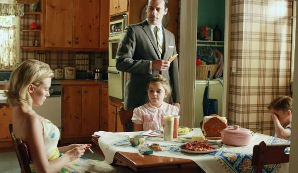 kiernan shipka family
